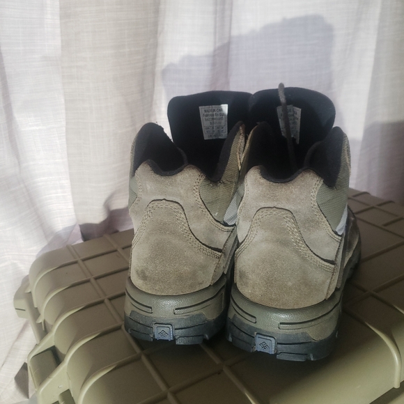 Columbia Razor Ridge Mid Boots - Picture 2 of 7